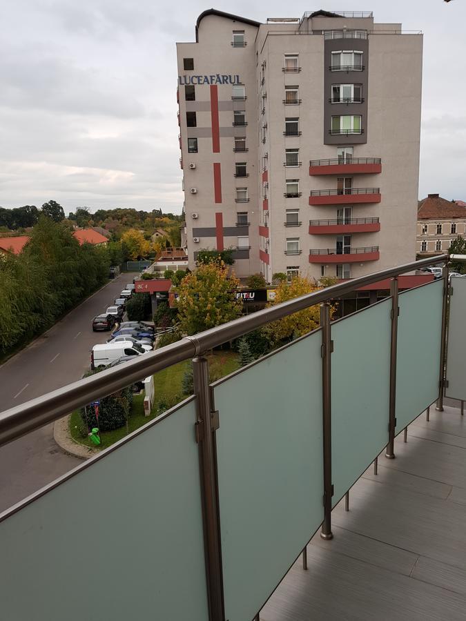 Skyline Rooftop Condos Oradea Exteriör bild